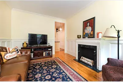 330 E 94th Street #2A, New York City, NY 10128 - Photo 2