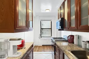 98 Riverside Dr, New York City, NY 10024 - Photo 2