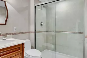 8311 Colonial Rd, New York City, NY 11209 - Photo 16