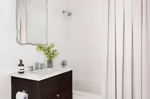 84 Oak St, New York City, NY 11222 - Photo 10