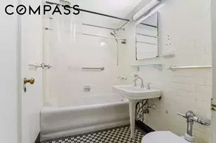 201 W 16th St, New York City, NY 10011 - Photo 6
