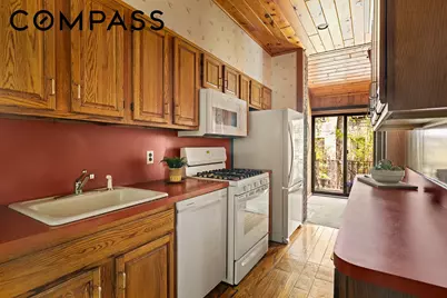 573 16th Street, New York City, NY 11215 - Photo 6
