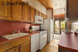 573 16th St, New York City, NY 11215 - Photo 6