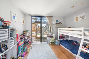 215 E 24th St, New York City, NY 10010 - Photo 4