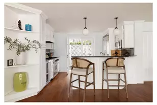 13 Commerce St, New York City, NY 10014 - Photo 2