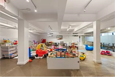 385 Argyle Road #3E, New York City, NY 11218 - Photo 6