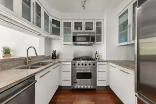 1 Morton Square, New York City, NY 10014 - Photo 4