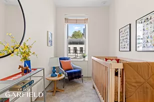 240 E 61st St, New York City, NY 10065 - Photo 16
