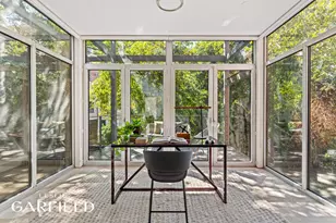 240 E 61st St, New York City, NY 10065 - Photo 18