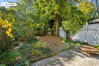 882 Park Place, New York City, NY 11216 - Photo 36