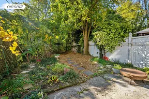 882 Park Pl, New York City, NY 11216 - Photo 36