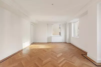 60 E 88th Street #12, New York City, NY 10128 - Photo 32