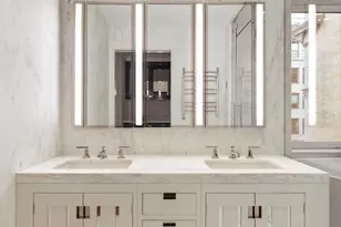 60 E 88th St, New York City, NY 10128 - Photo 42