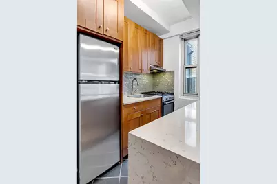 220 Madison Avenue #4D, New York City, NY 10016 - Photo 4