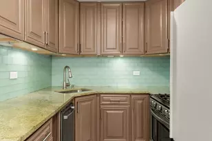 111 E 36th St, New York City, NY 10016 - Photo 8