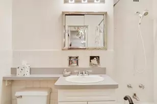 425 E 79th St, New York City, NY 10021 - Photo 16