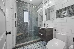 1728 E 33rd St, New York City, NY 11234 - Photo 8