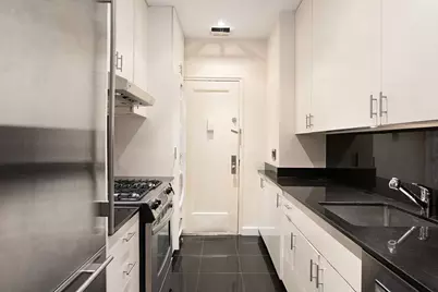 525 Park Avenue #10D, New York City, NY 10065 - Photo 2