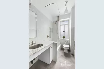 165 W 20th Street #6GH, New York, NY 10011 - Photo 10