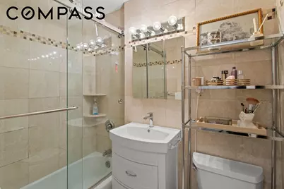 400 E 77th Street #6C, New York City, NY 10075 - Photo 2
