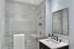 207 E 57th St, New York City, NY 10022 - Photo 22