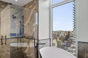 207 E 57th St, New York City, NY 10022 - Photo 12