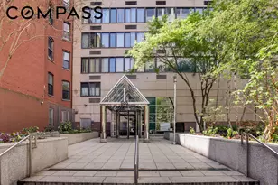 300 E 93rd St, New York City, NY 10128 - Photo 8