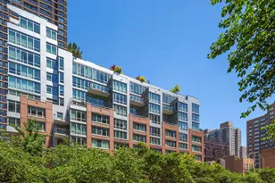 303 E 33rd St, New York City, NY 10016 - Photo 24