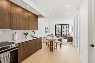 371 Hawthorne St, New York City, NY 11225 - Photo 4