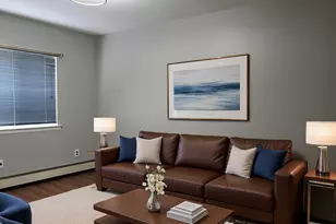7937 Seaview Ave, New York City, NY 11236 - Photo 2