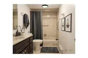 7937 Seaview Ave, New York City, NY 11236 - Photo 4