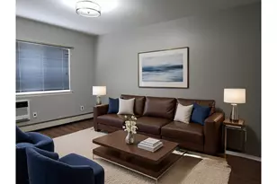 7937 Seaview Ave, New York City, NY 11236 - Photo 2