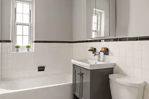 35-24 78th St, New York City, NY 11372 - Photo 6