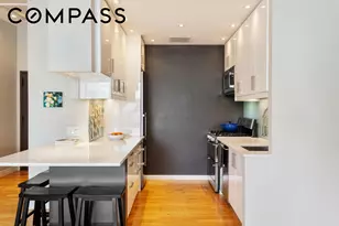 60 Tiffany Pl, New York City, NY 11231 - Photo 4