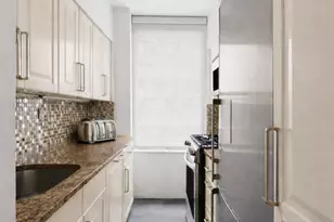 110 W 86th St, New York City, NY 10024 - Photo 4