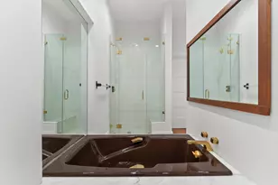 842 Carroll St, New York City, NY 11215 - Photo 26