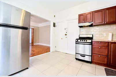18-44 21st Drive #1F, New York City, NY 11105 - Photo 10