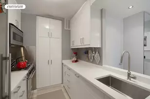 350 W 50th St, New York City, NY 10019 - Photo 6