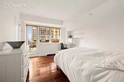 330 E 49th Street #12E, New York City, NY 10017 - Photo 10