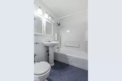 201 E 36th Street #9F, New York City, NY 10016 - Photo 6