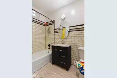 100 Engert Avenue #2E, New York City, NY 11222 - Photo 6