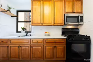 515 E 7th St, Brooklyn, NY 11218 - Photo 2