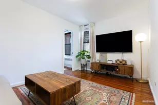 515 E 7th St, New York City, NY 11218 - Photo 1