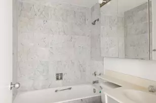 200 Rector Pl, New York City, NY 10280 - Photo 14