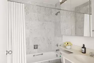 200 Rector Pl, New York City, NY 10280 - Photo 6