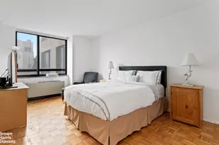 171 E 84th St, New York City, NY 10028 - Photo 4