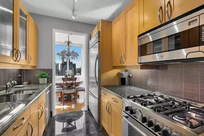 401 E 60th Street #35B, New York City, NY 10065 - Photo 4