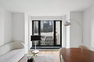 111 W 56th St, New York City, NY 10019 - Photo 2
