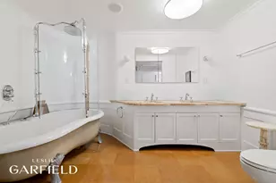 56 Charles St, New York City, NY 10014 - Photo 8