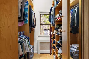 309 W 20th St, New York City, NY 10011 - Photo 4